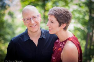 Husband-and-wife duo Catherine Miles & Jay Mafale are among the conference's Official Showcase artists and will also take part in an AcousticMusicScene.com song swap. (Paul Silverman Photography)