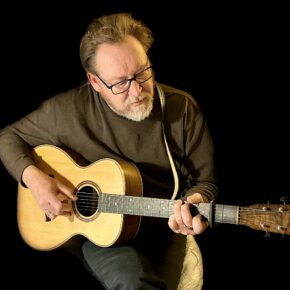 Read more about the article FAI Folk Radio Charts – April 2025