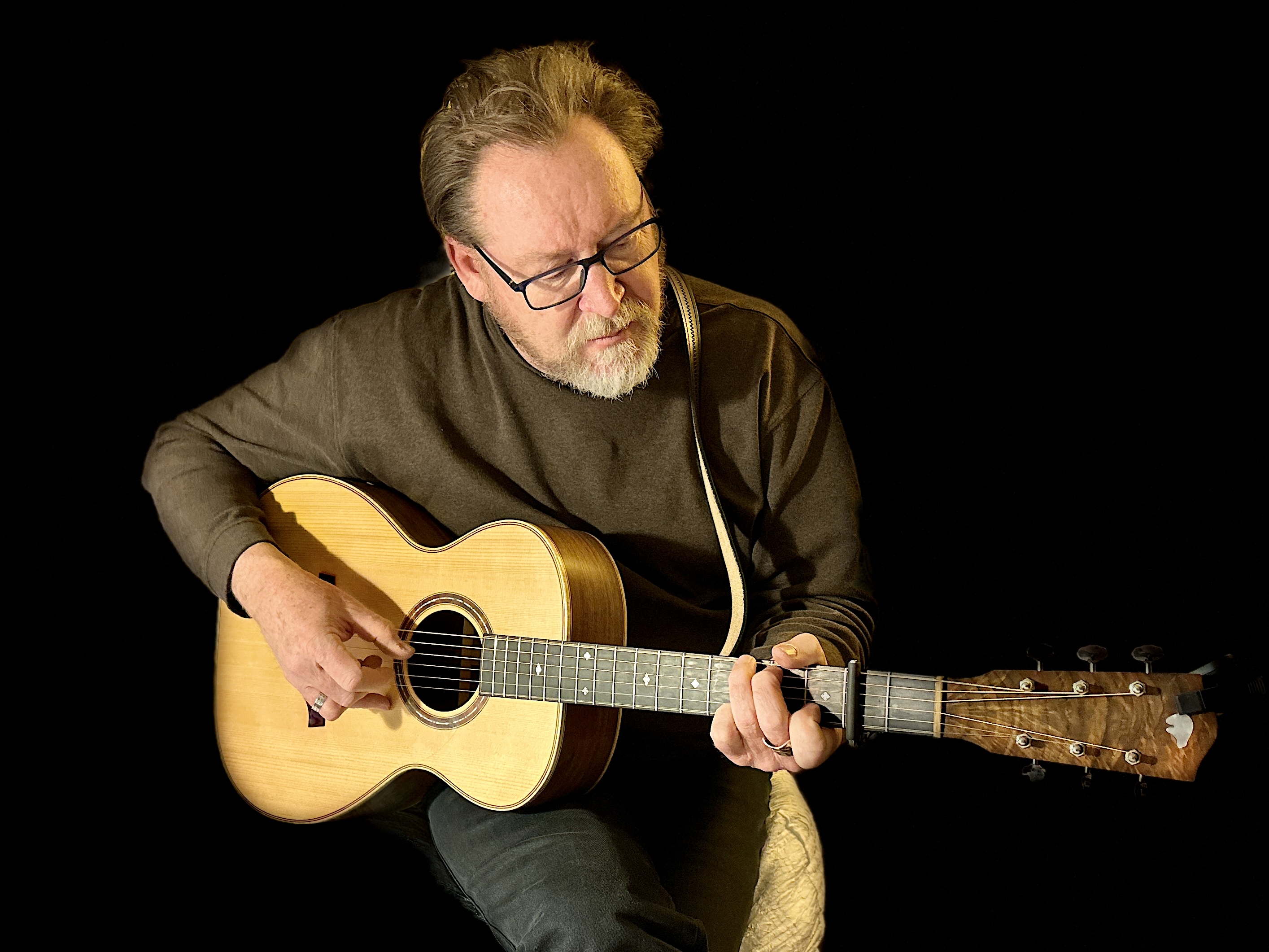 You are currently viewing FAI Folk Radio Charts – April 2025